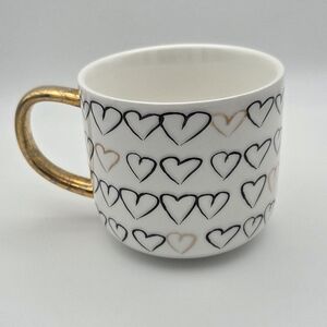 Elegant Gold and Black Heart Mug